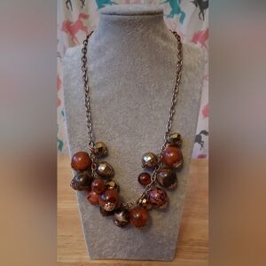 Vintage Erica Lyons Gold Tone & Neutral Bead Casual Costume Necklace Jewelry